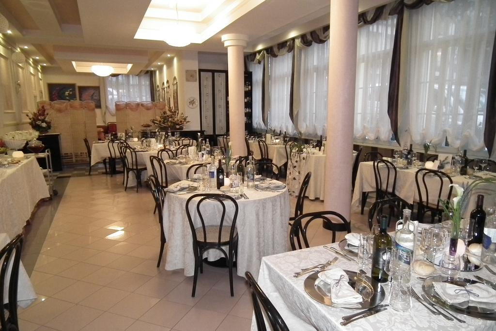 Hotel Montepizzo Lizzano in Belvedere Kültér fotó