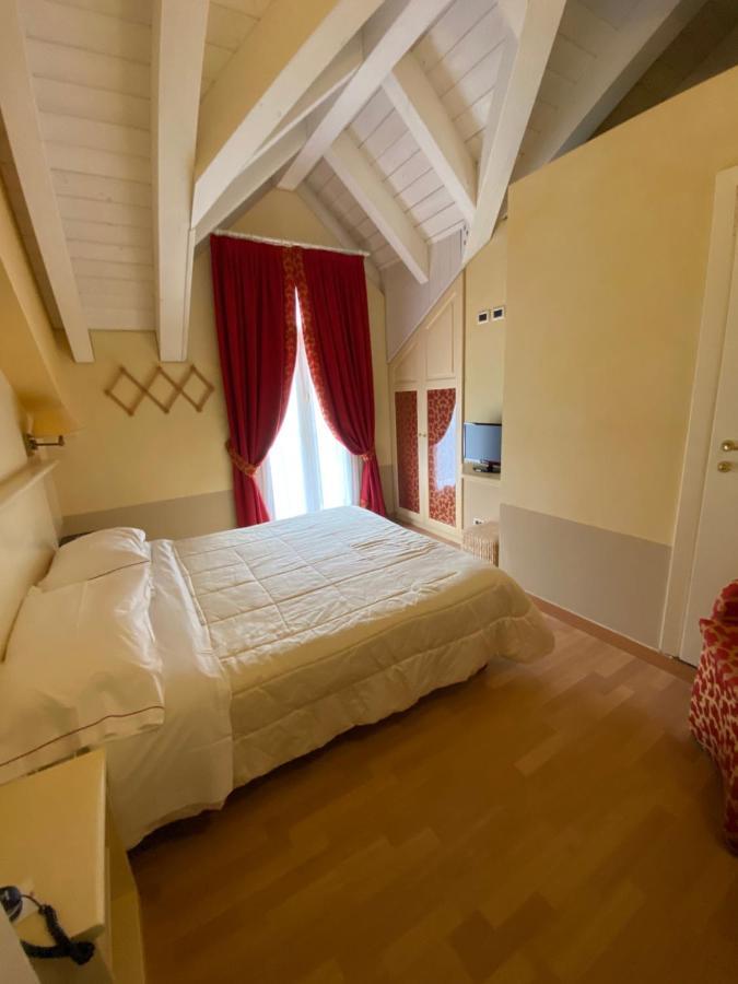 Hotel Montepizzo Lizzano in Belvedere Kültér fotó